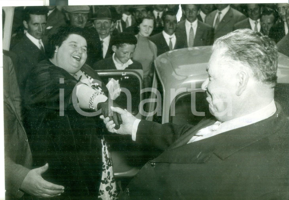 Fotografia d epoca originale 1956 CAVOUR Festa dei Grassoni  Vincitori Speranza GORINI e Felice ALBERONI 1