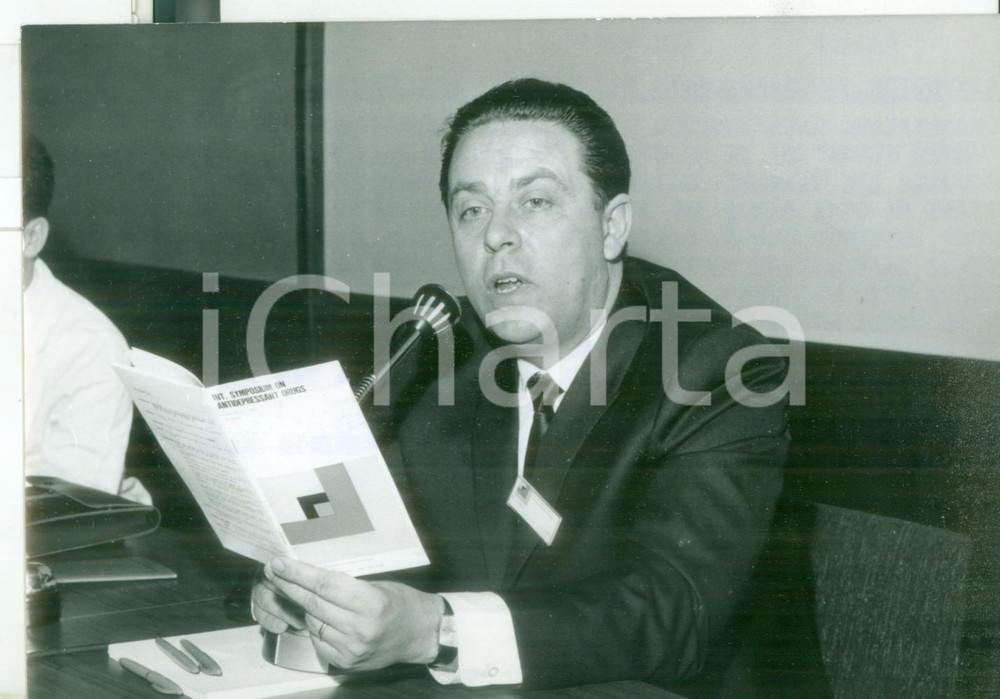 Fotografia d epoca originale 1966 MILANO Mario Negri  Simposium Farmaci Antidepressivi  Dott. Erminio COSTA 1