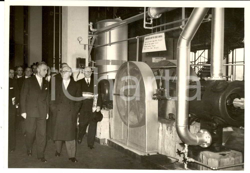 Fotografia d epoca originale 1956 MONCALIERI Giovanni GRONCHI inaugura Centrale Elettrica Municipale Foto 1