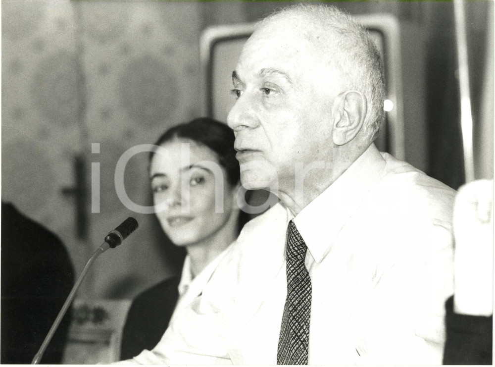 Fotografia d epoca originale 1995 ca MILANO Teatro alla Scala  Roland PETIT  Ritratto del coreografo Foto 1