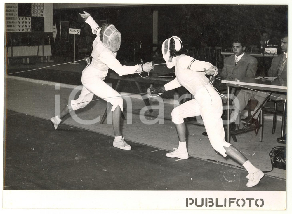 1955 ROMA EUR Gare fioretto femminile - La schermitrice austriaca Waltraud EBERT