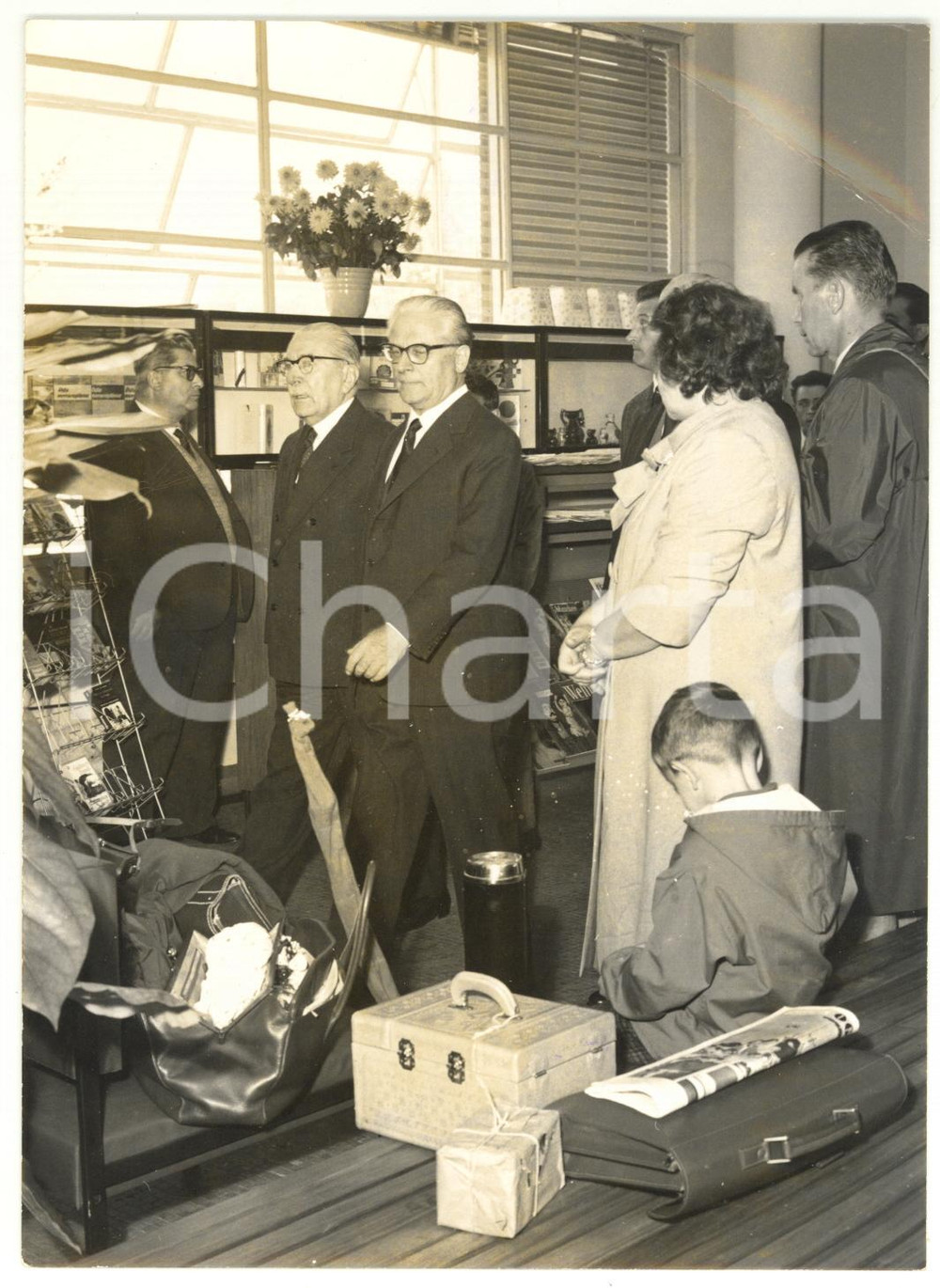 1960 LINATE Giovanni GRONCHI in visita al nuovo aeroporto "Enrico FORLANINI"