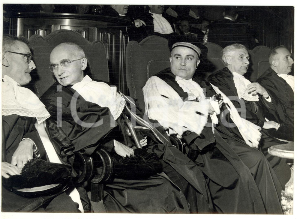 1957 TORINO Università degli Studi - Luigi EINAUDI con il professor Mario ALLARA