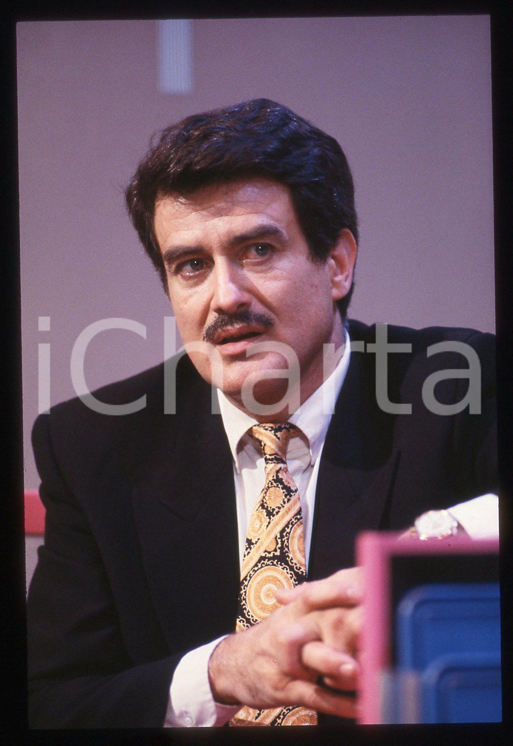 35mm vintage slide* 1990 ca CANALE 5 TRA MOGLIE E MARITO VIP Giuseppe PAMBIERI 2