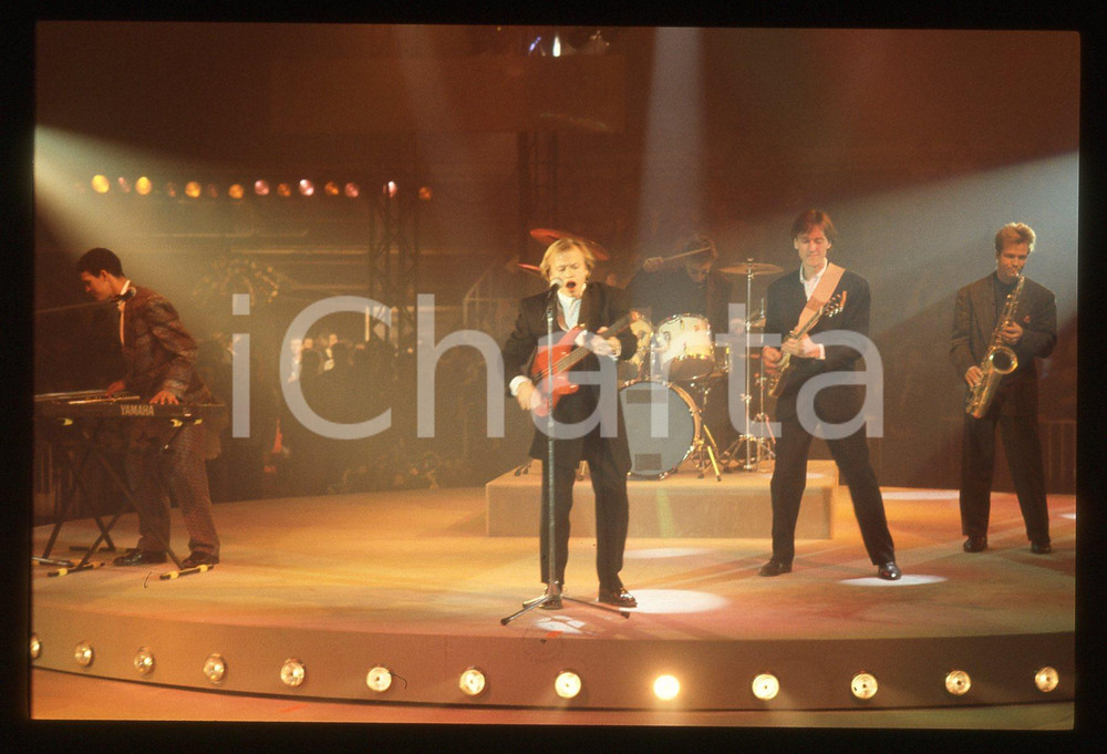 35mm vintage slide* 1987 FESTIVAL DI SANREMO LEVEL 42 La band sul palco (3)