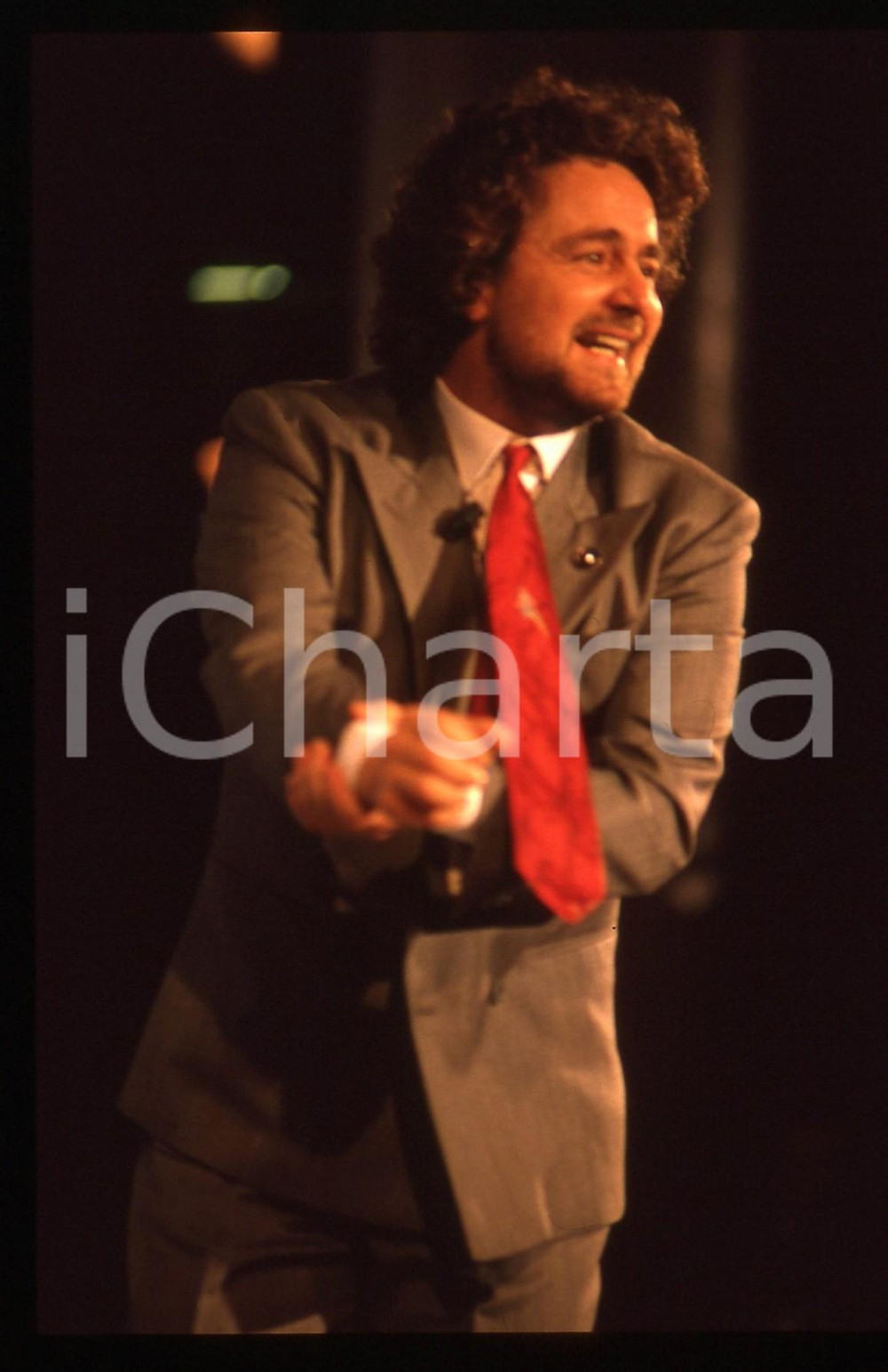 35mm vintage slide* 1989 FESTIVAL DI SANREMO Beppe GRILLO in scena RAI UNO (1)