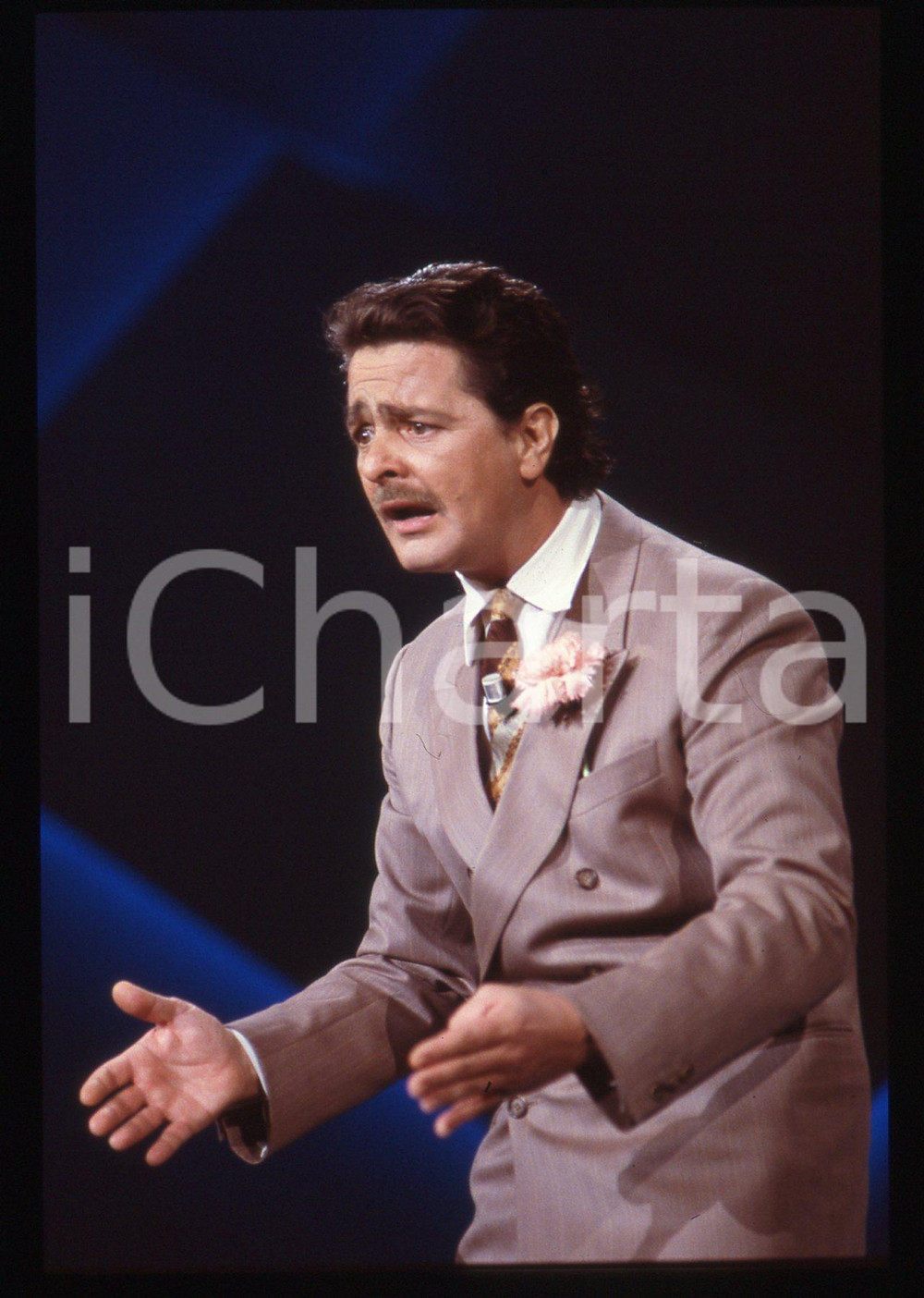 35mm vintage slide* 1988 FESTIVAL DI SANREMO Beppe GRILLO in scena RAI UNO (21)