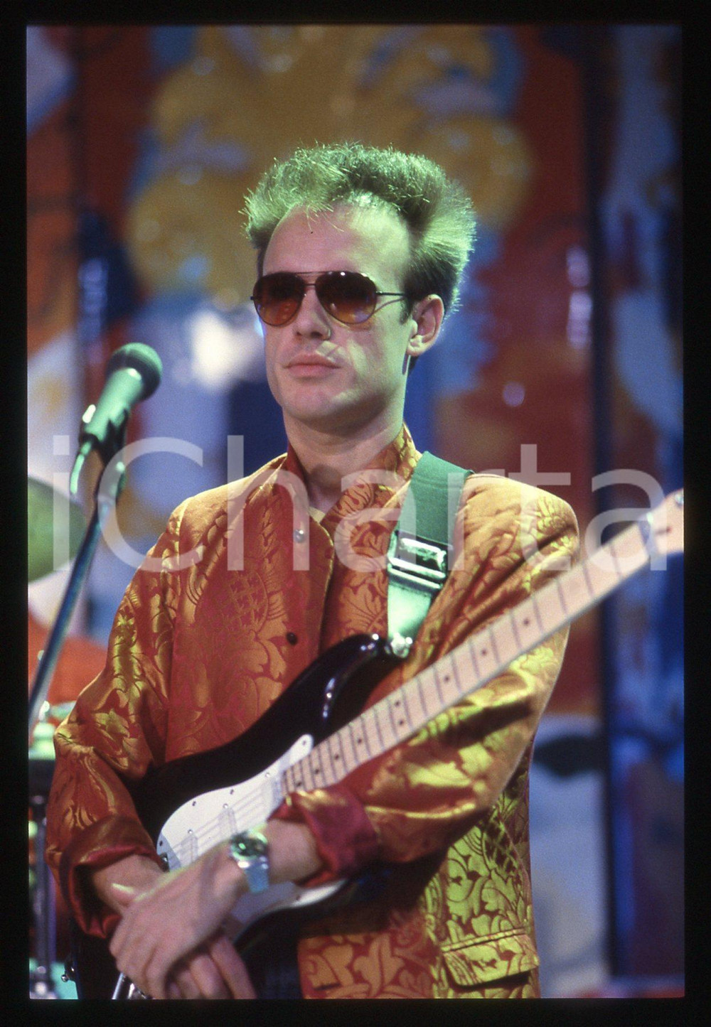 35mm vintage slide* 1988 RAI UNO DISCORING Boon GOULD Chitarrista dei LEVEL 42 3