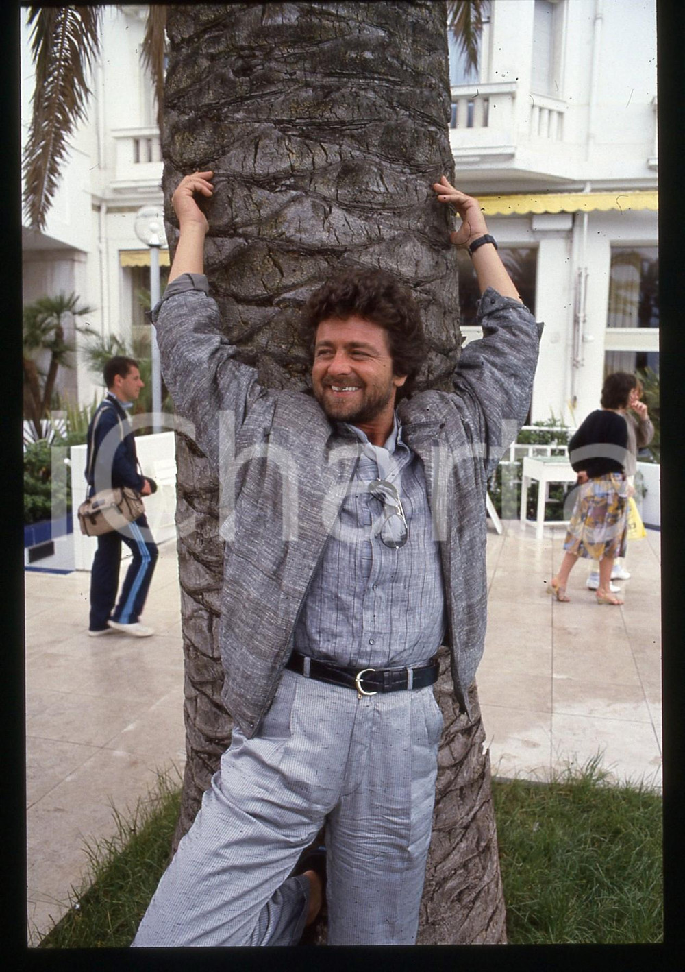 35mm vintage slide* 1985 COSTUME Beppe GRILLO ritratto del comico a CANNES (7)