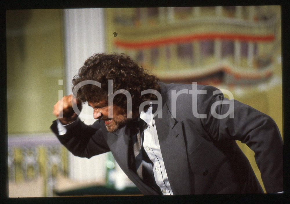 35mm vintage slide* 1992 SATIRA Beppe GRILLO in scena a teatro (19)