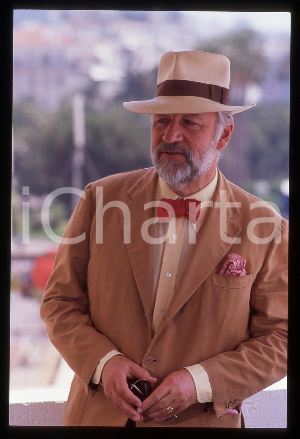 35mm vintage slide* 1989 CANNES Philippe NOIRET al Festival del Cinema (1)