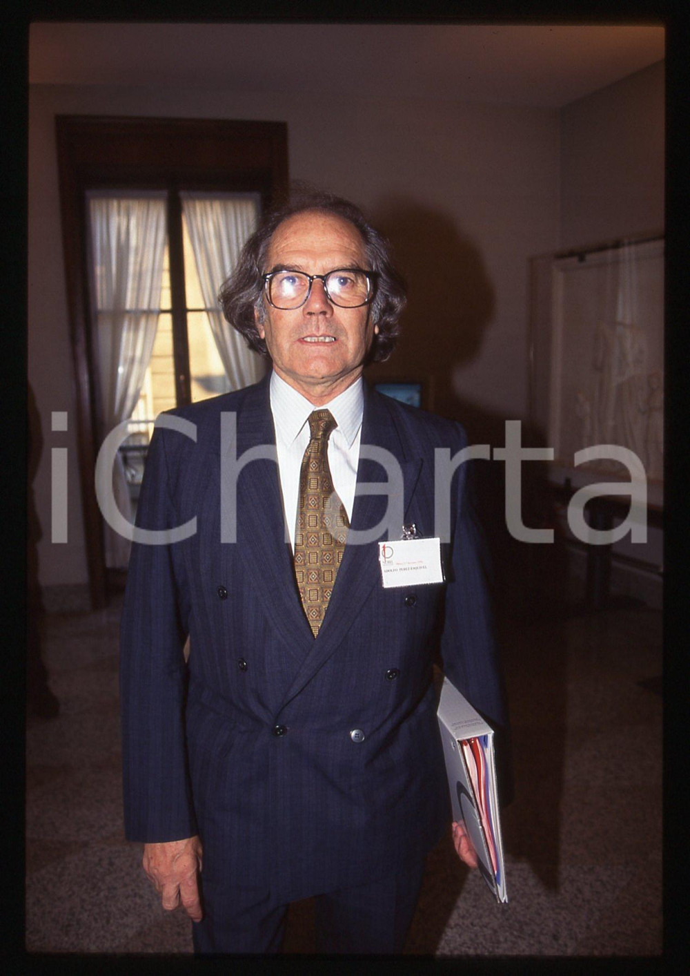 35mm vintage slide* 1996 MILANO Adolfo Perez ESQUIVEL a un convegno NOBEL (3)