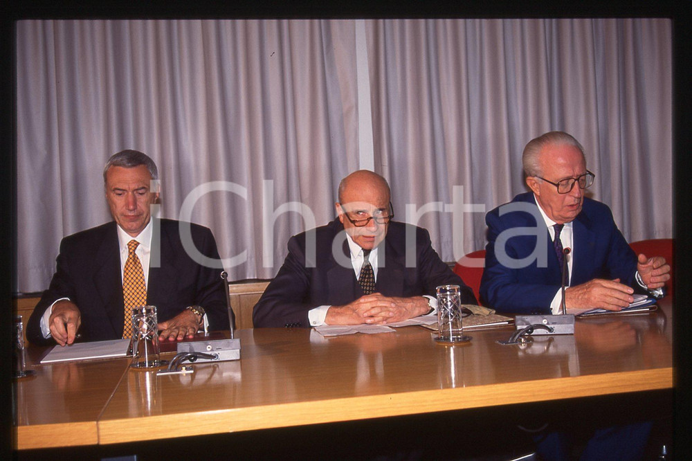 35mm vintage slide* 1995 TRIESTE Eugenio COPPOLA DI CANZANO GENERALI Assemblea 7