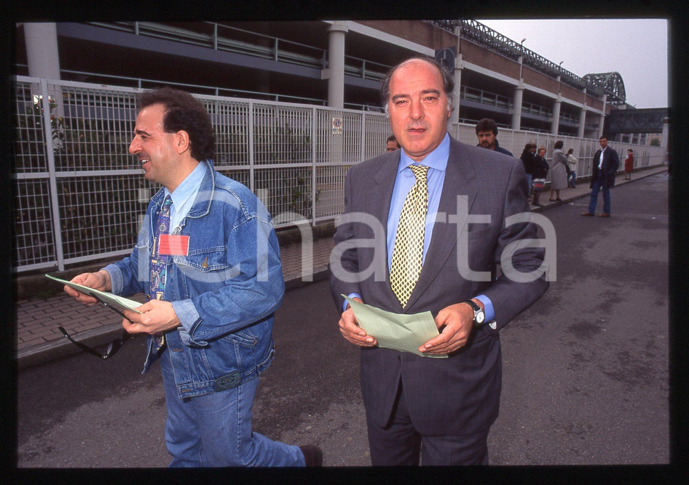 35mm vintage slide* 1995 MILANO LAMPUGNANO Volantinaggio Soci Indipendenti BPM 3