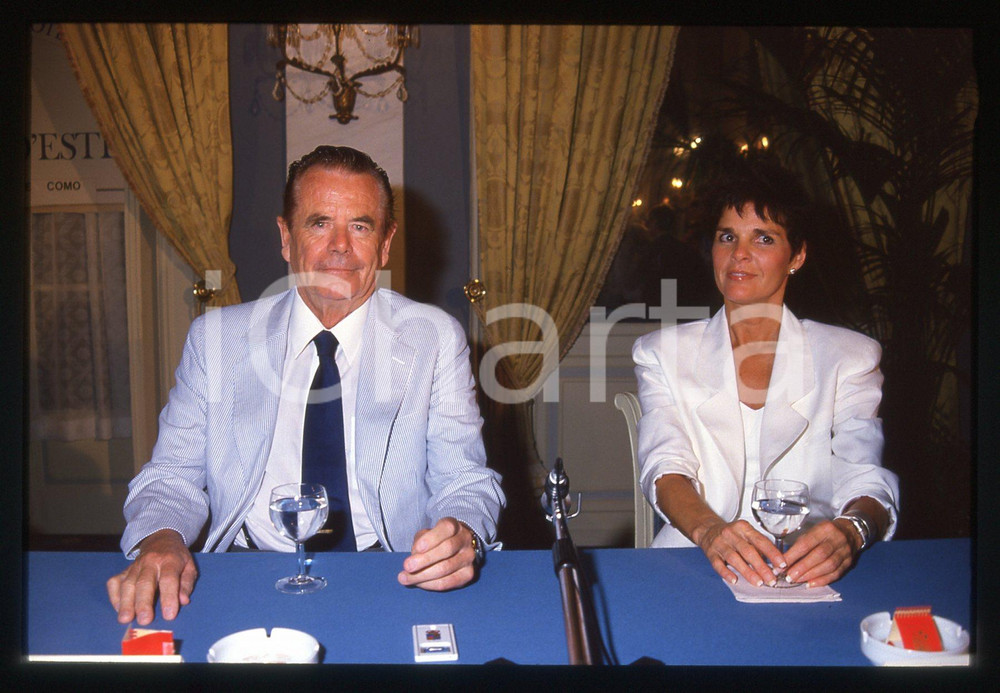 35mm vintage slide* 1988 CERNOBBIO Ali MacGRAW Glenn FORD a Villa d'Este (1)