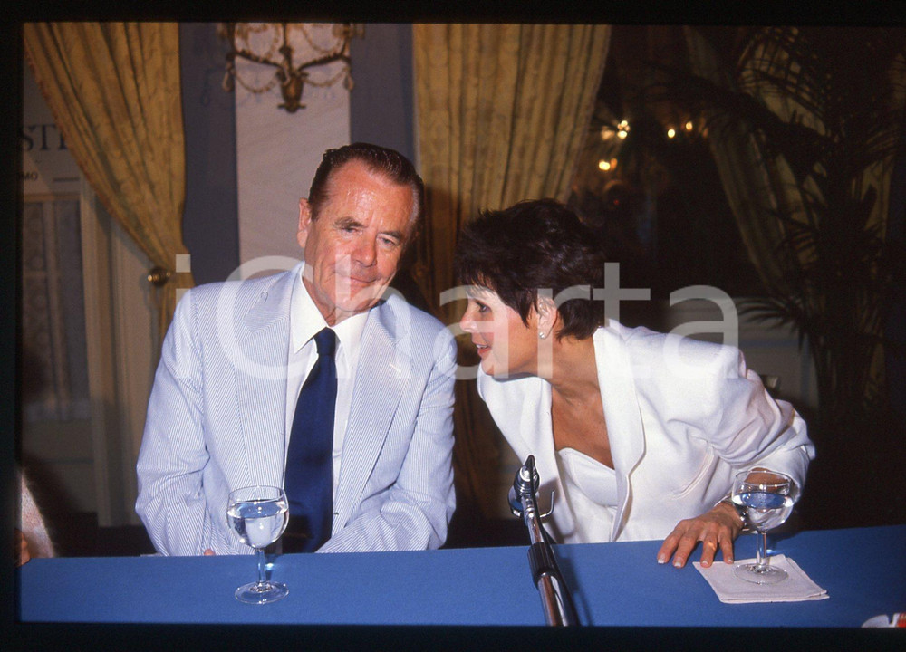 35mm vintage slide* 1988 CERNOBBIO Ali MacGRAW Glenn FORD a Villa d'Este (3)
