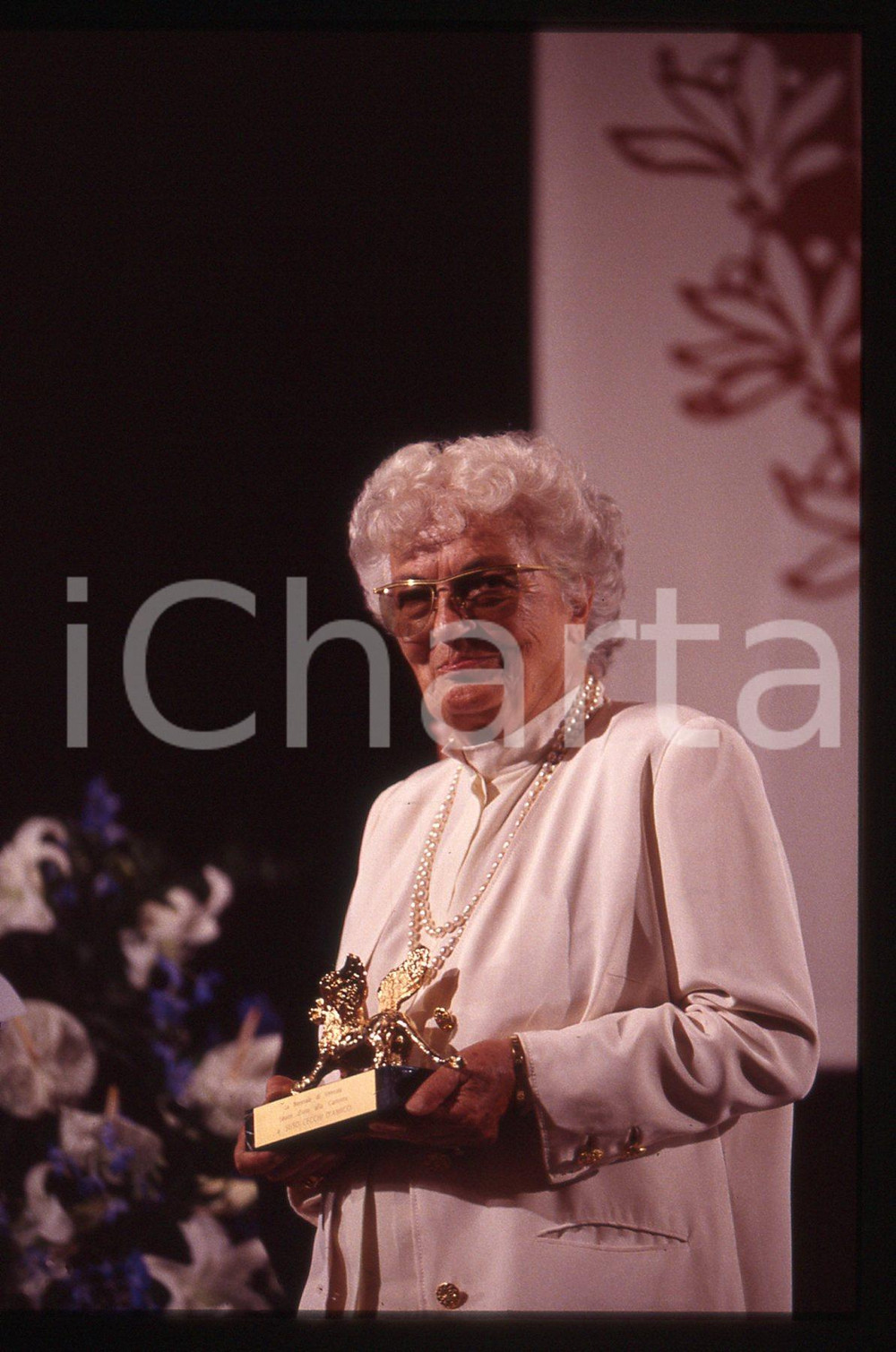 35mm vintage slide* 1994 VENEZIA Suso CECCHI D'AMICO con il Leone d'Oro (1)