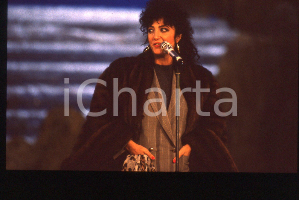 35mm vintage slide* 1990 FESTIVAL DI SANREMO Marcella BELLA Ritratto (3)