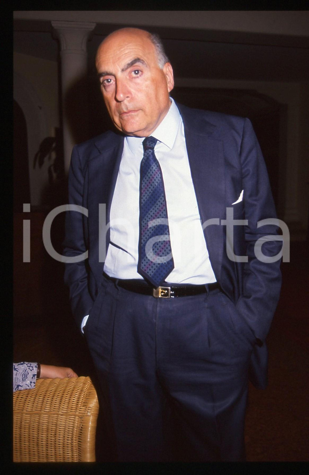 35mm vintage slide* 1990 ca ITALIA Giampiero ORSELLO Ritratto dirigente RAI (2)