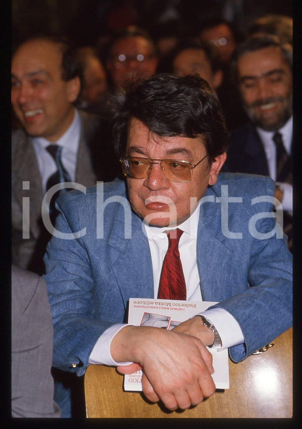 35mm vintage slide* 1990 ca ITALIA Daniele RAZZOLI Ritratto del giornalista (1)