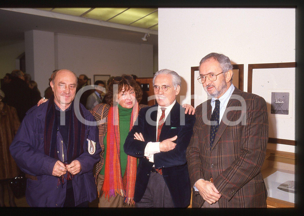35mm vintage slide* 1990ca MILANO Giò POMODORO Inge FELTRINELLI (1)