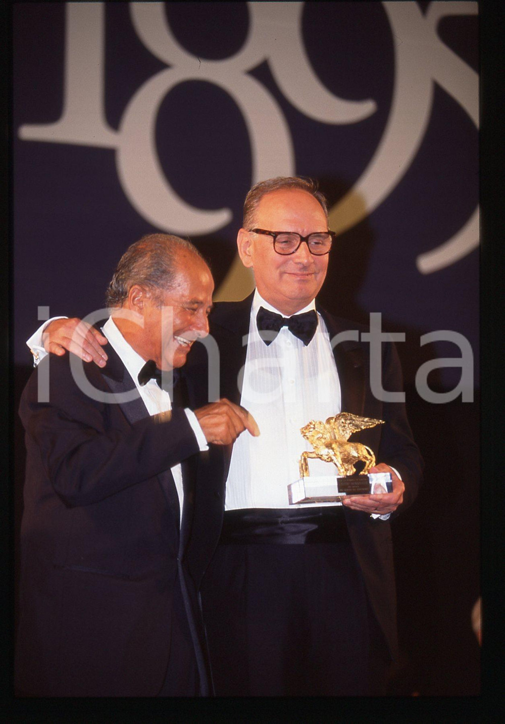 35mm vintage slide* 1995 VENEZIA Ennio MORRICONE Gillo PONTECORVO Premiazione 2