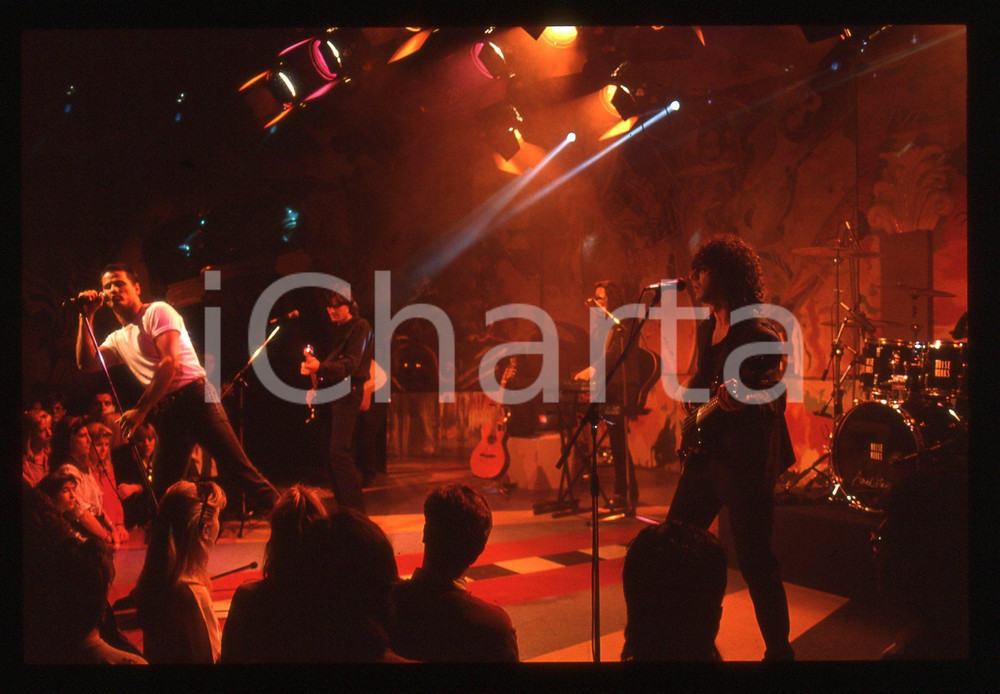 35mm vintage slide* 1989 DISCORING - NOISEWORKS durante l'esibizione (6)