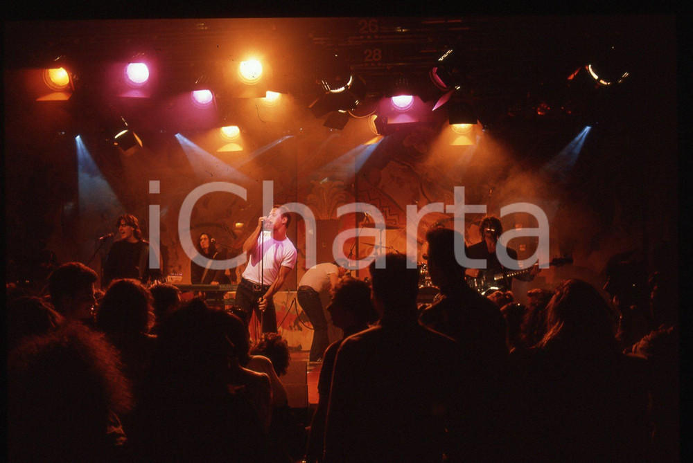 35mm vintage slide* 1989 DISCORING - NOISEWORKS durante l'esibizione (7)