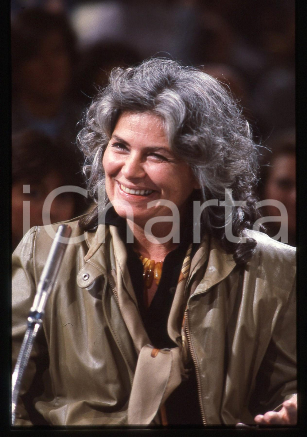 35mm vintage slide* 1983 RAI 2 Giuliana BERLINGUER a BLITZ - Ritratto regista *1