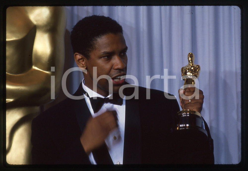 35mm vintage slide* 1990 ACADEMY AWARDS Denzel WASHINGTON con il premio OSCAR 1