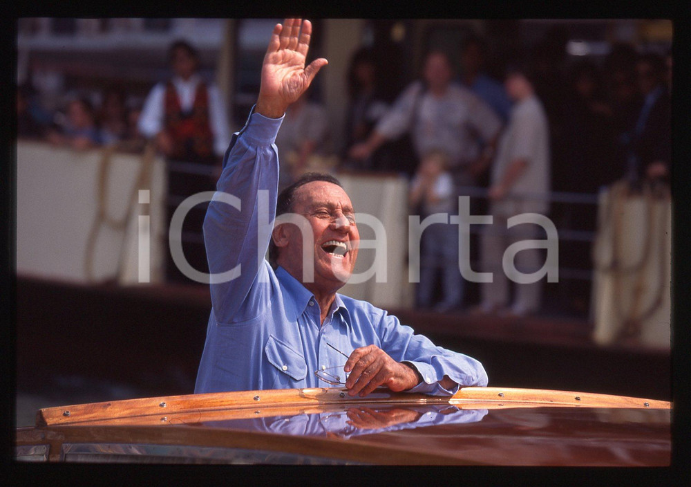 35mm vintage slide* 1995 ca VENEZIA Alberto SORDI in motoscafo - Ritratto (2)