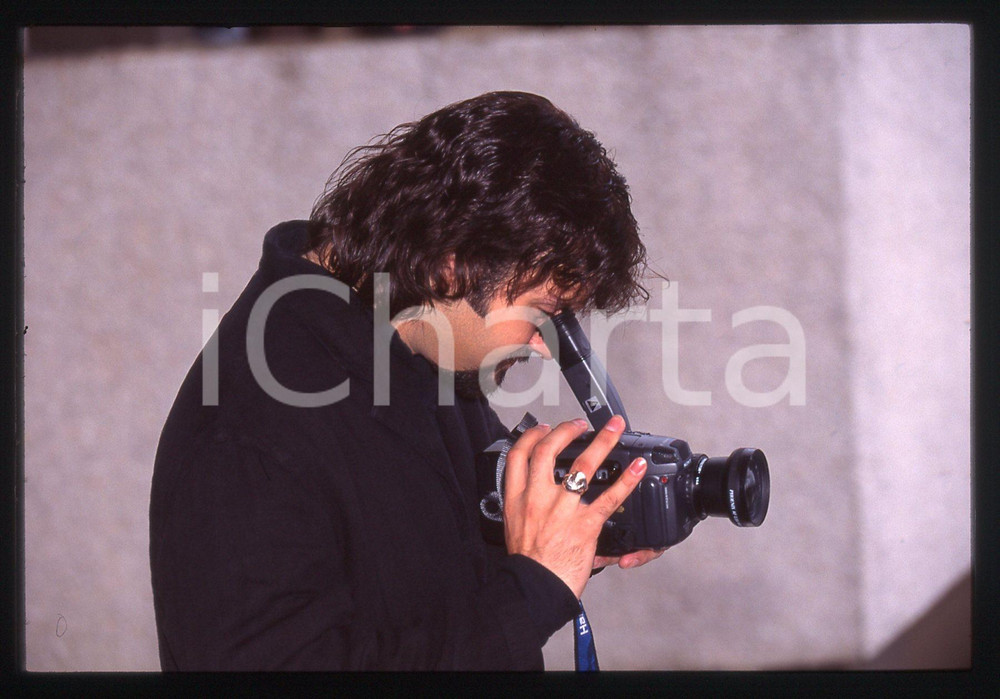 35mm vintage slide* 1995 CANNES Robert RODRIGUEZ con SONY Handycam Video Hi8 (3)