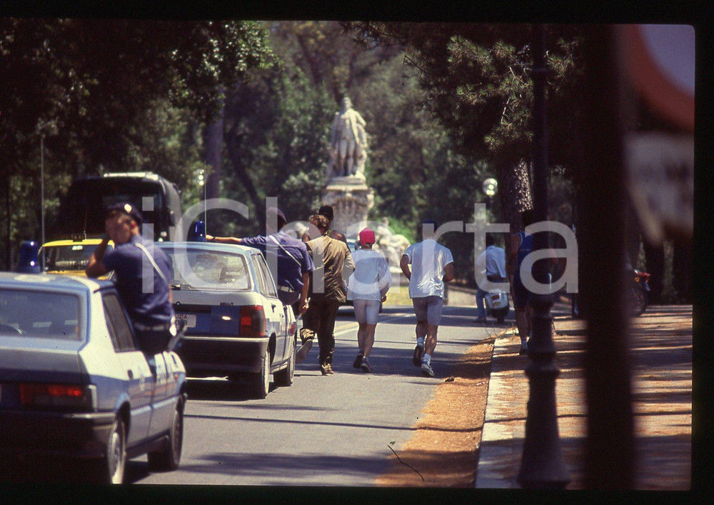 35mm vintage slide* 1990 ca ROMA MADONNA Louise Veronica CICCONE - Jogging 13