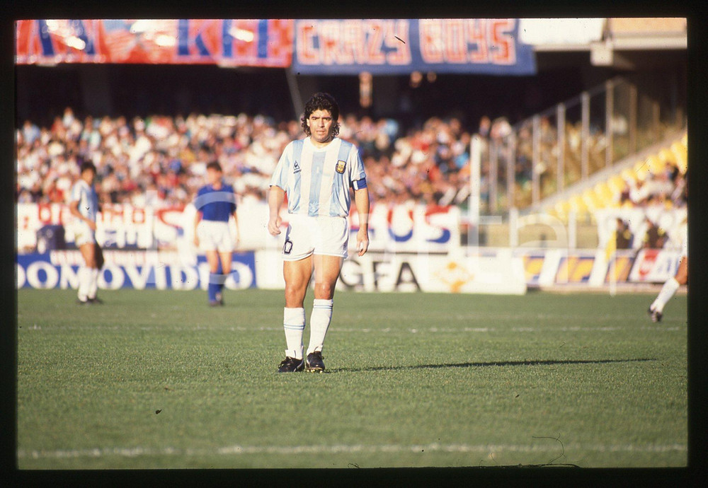 35mm vintage slide* 1989 CAGLIARI ITALIA ARGENTINA 0-0-Diego Armando MARADONA 3