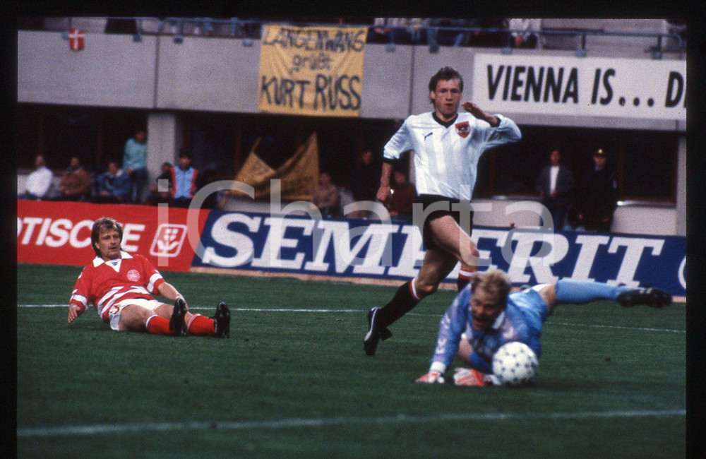 35mm vintage slide* 1988 VIENNA Amichevole AUSTRIA DANIMARCA 1-0 Klaus BERGGREEN