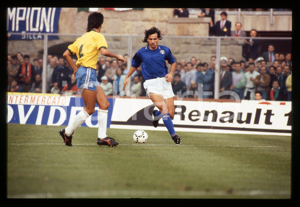 35mm vintage slide* 1989 BOLOGNA CALCIO ITALIA vs BRASILE 0-1 Andrea CARNEVALE