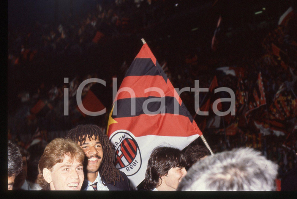35mm vintage slide* 1988 MILANO CALCIO Ruud GULLIT e Roberto MUSSI A.C. MILAN