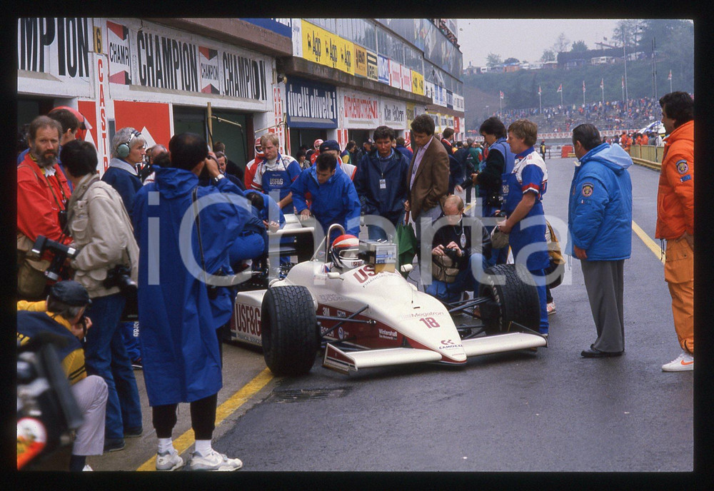 35mm vintage slide* 1988 GP SAN MARINO Eddie CHEEVER su ARROWS A10B - Box (2)
