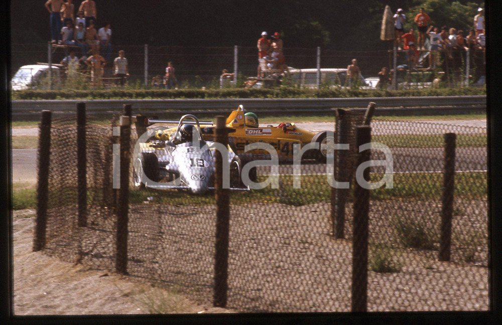 35mm vintage slide* 1984 FORMULA 3 GP MONZA Incidente alla variante ASCARI (8)