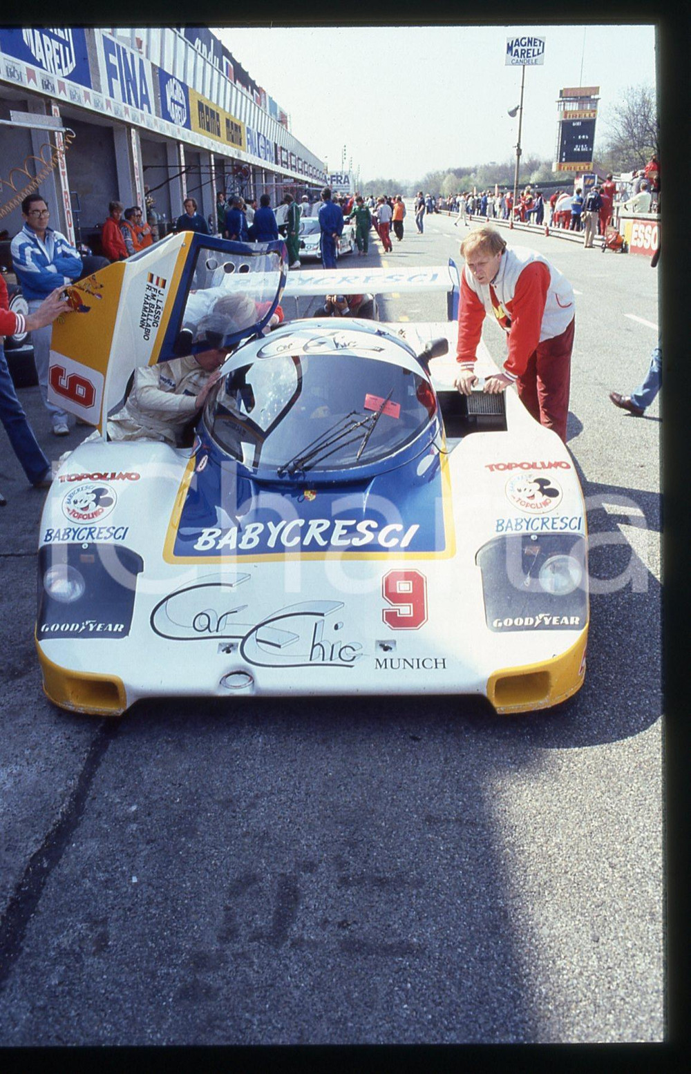 35mm vintage slide* 1986 360 KM MONZA PORSCHE 956 Obermaier Racing ai box (8)
