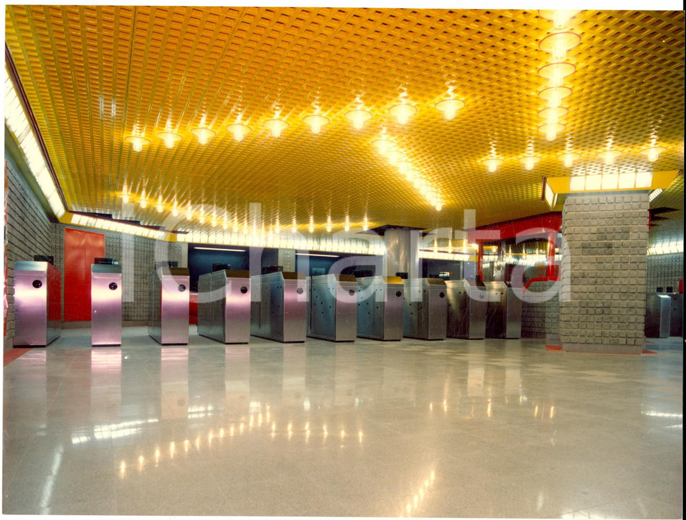 1990 MILANO Metropolitana M3 - Inaugurazione stazione REPUBBLICA -Tornelli *Foto