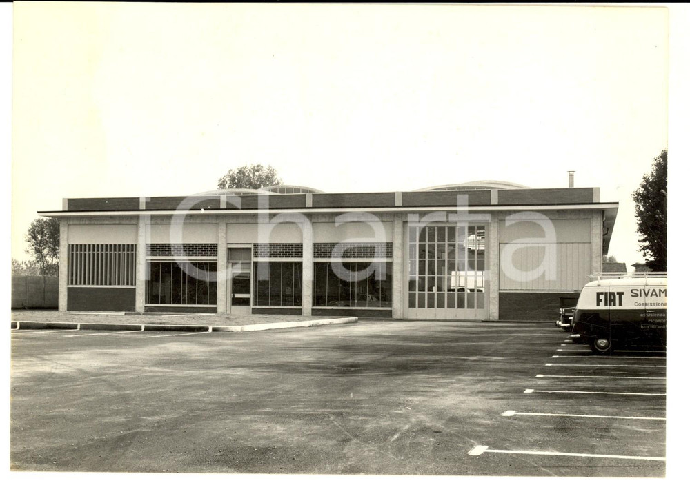 1955 ca GALLIATE Concessionaria FIAT SIVAMA - Parcheggio *Foto VINTAGE 18x13 cm