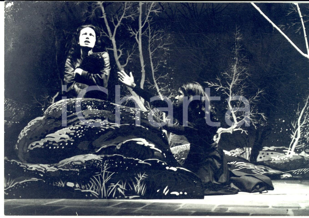 Fotografia d epoca originale 1970 ca TEATRO Paul Claudel L annuncio a Maria Ida MEDA Bruna TELLAH Foto 1