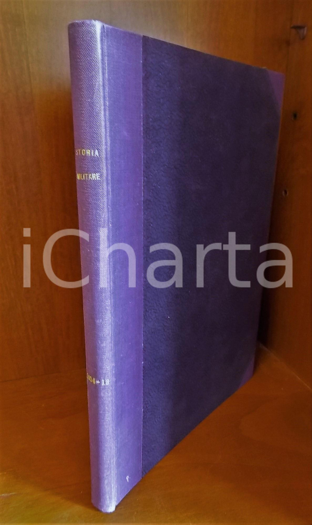 1927 Accademia di MODENA - Storia militare - Guerra mondiale 1914-18 186 pp. Volume d'epoca, che raccoglie le dispense a uso esclusivo dell'Accademia Militare di Modena.Volume relativo alla Prima Guerra Mondiale.Legatura 3/4 tela, titoli dorati al dorso. PAGINE: 172 + 14FORMATO: 31x22 cm  CONDIZIONI: FAIR (il volume &egrave; complessivamente in buone condizioni, ma reca ingiallimenti al frontespizio e alle pagine interne; sottolineature e appunti)    originale e autentica 1