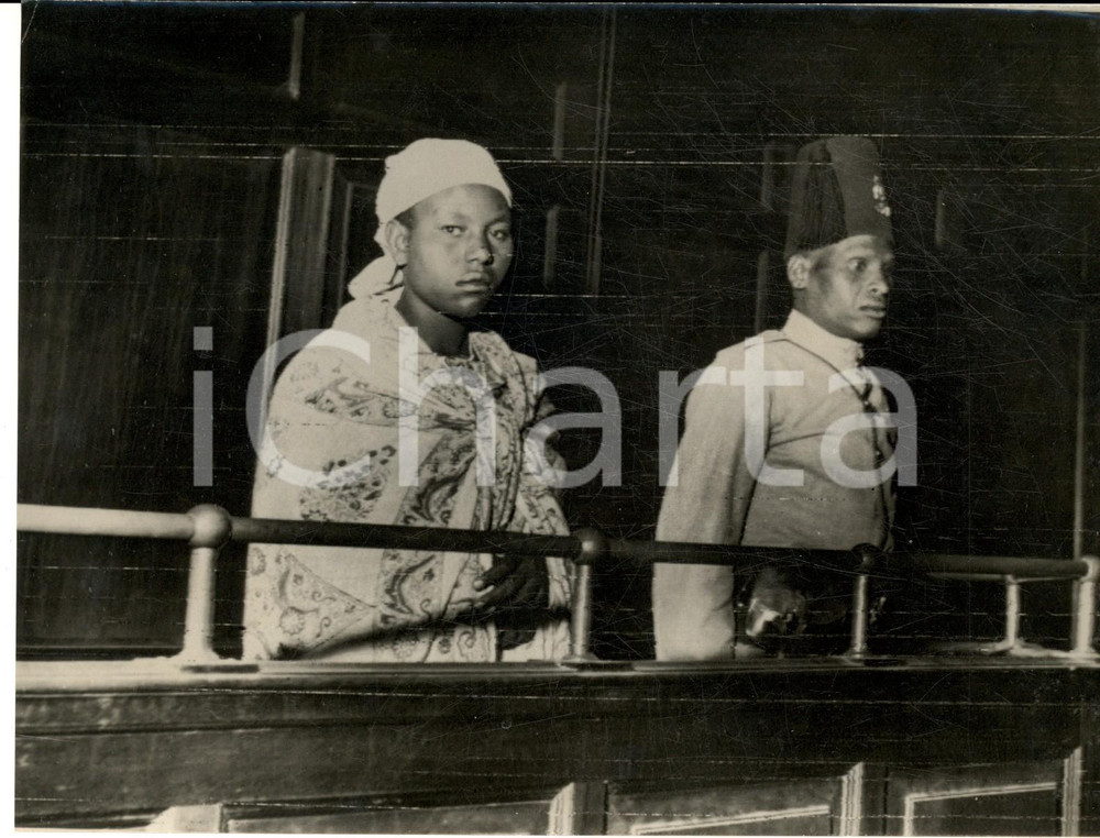 Fotografia d epoca originale 1954 NAIROBI Kikuyu girl Muthoni Kibe sentenced to death for murder Photo20×15cm 1