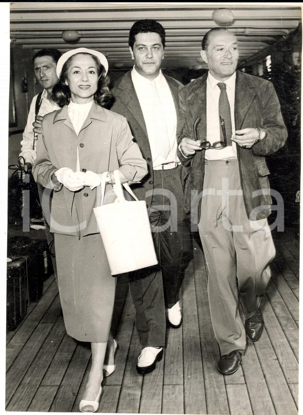 1955 GENOVA Eva MAGNI Renzo RICCI Franco ENRIQUEZ partono per il Sud America