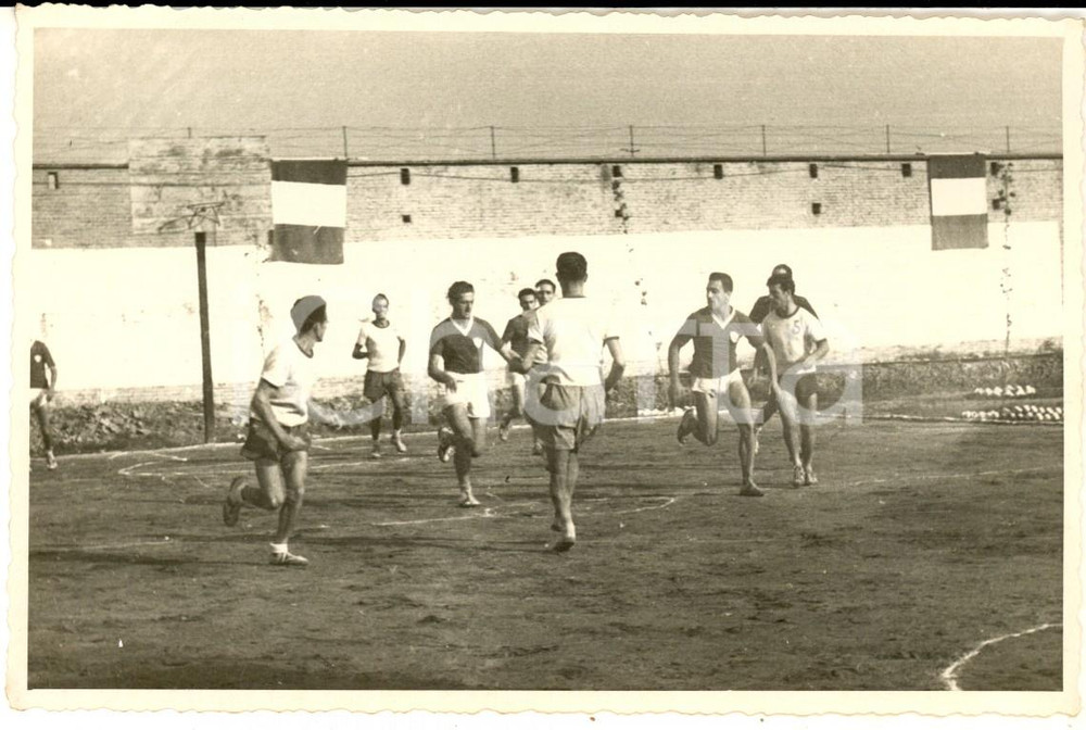1947 MODENA Caserma Ottavo Campale - Una partita di calcio - Foto 14x9 cm