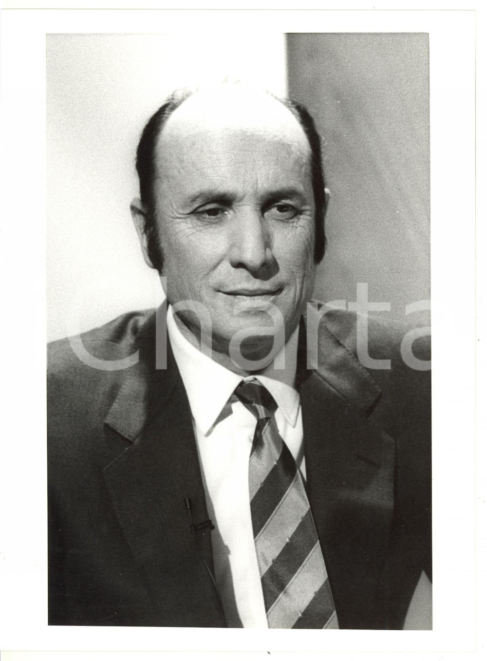 Fotografia d epoca originale 1990 ca MILANO Ritratto del giornalista Francesco ALBERONI 3 Foto 18x24 cm 1