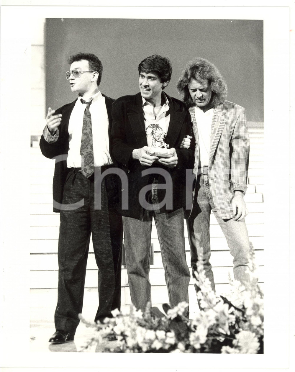 1987 SANREMO I vincitori Gianni MORANDI Umberto TOZZI Enrico RUGGERI sul palco