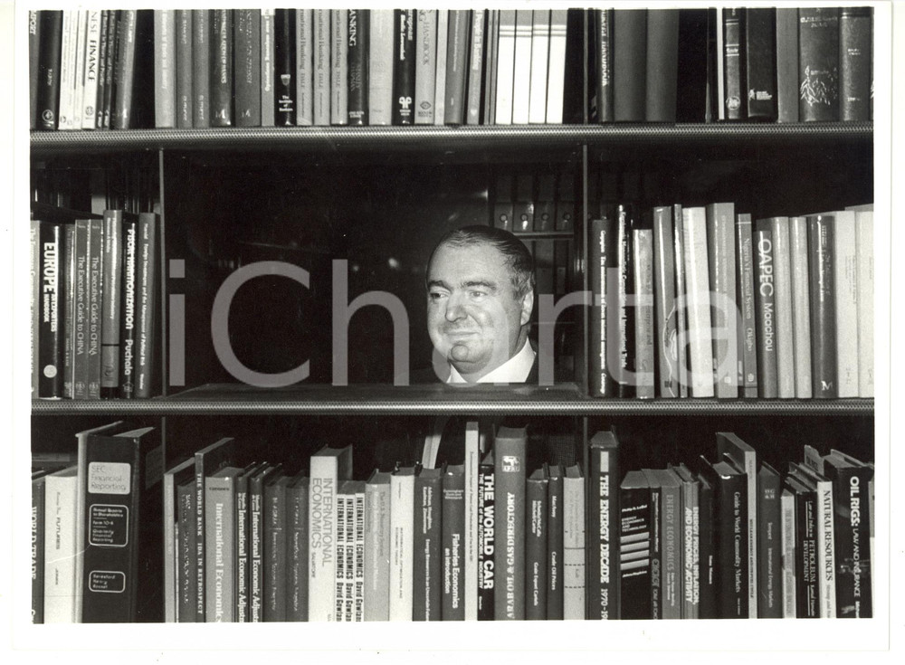 1985 MILANO Casa editrice IPSOA - Ritratto del direttore Pietro ANGELI (6) *Foto